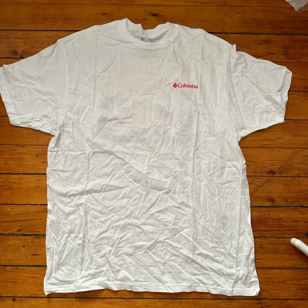 Columbia t shirt brand new
